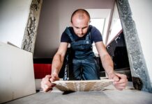 Jak zrobić otwory w kafelkach? Jak zrobić otwory w kafelkach?