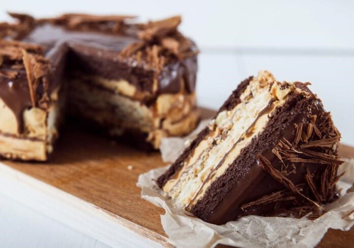 real_f40409ee-92e0-41fa-9324-277501f7baf7 Tort Snickers